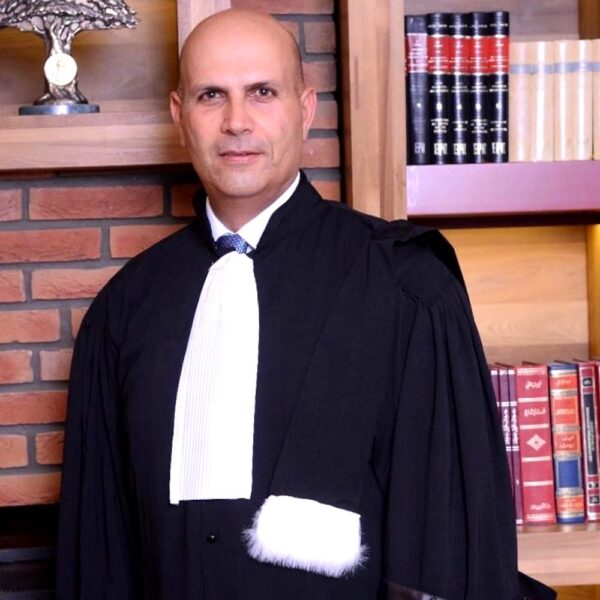 a7a1e7eb-f80a-45cb-9322-4caacb57920c a7a1e7eb-f80a-45cb-9322-4caacb57920c